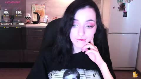 Lina online show from November 11, 7:49 am