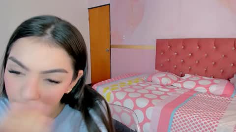 Snapshot of milk_candy16 chatting on September 11, 12:16 pm S O F I A online show from September 11, 12:16 pm