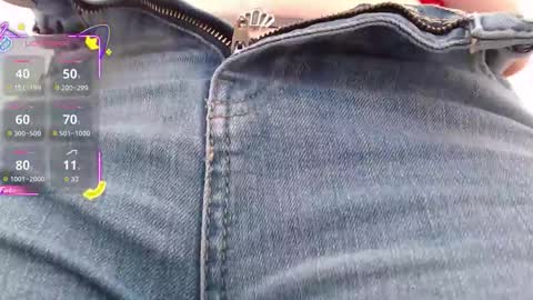 Amira online show from October 29, 1:26 pm