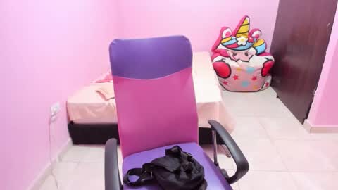 vale online show from January 14, 12:43 pm