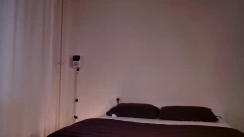 Snapshot of milky__way_ chatting on September 20, 3:32 pm milky__way_ online show from September 20, 3:32 pm