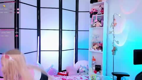milky cute online show from May 24, 9:36 pm