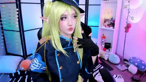 milky cute online show from June 9, 8:30 pm