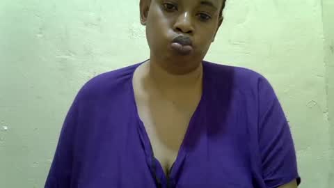 milkymom256 online show from November 27, 11:29 pm