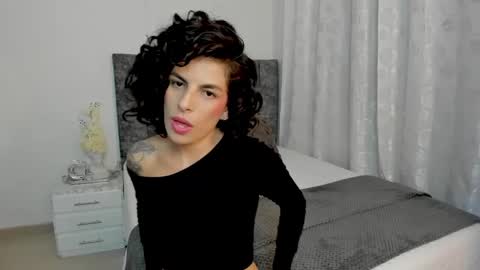 Snapshot of milla_pixxie chatting on March 8, 4:41 am Milagros online show from March 8, 4:41 am
