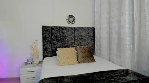 Snapshot of milla_pixxie chatting on January 9, 8:55 am Milagros online show from January 9, 8:55 am