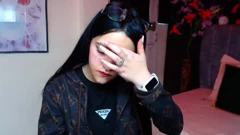 Violeta online show from November 25, 2:30 pm