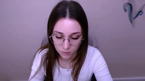 Milla online show from February 7, 1:37 pm