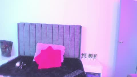 miller_silvana online show from May 23, 12:14 pm