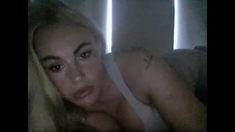 millisa13 online show from April 27, 11:24 pm