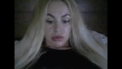 millisa13 online show from April 6, 10:22 pm