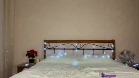Snapshot of milly_milliy chatting on December 24, 2:12 pm Milly online show from December 24, 2:12 pm