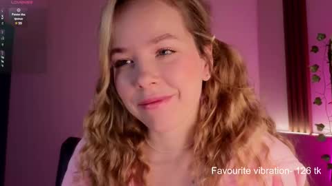 Snapshot of milly_shy chatting on March 3, 7:37 am Milly online show from March 3, 7:37 am