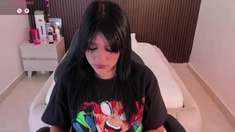 millyevans1 online show from July 9, 3:31 am
