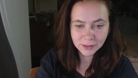 Snapshot of milora_ chatting on September 18, 4:05 pm Mila online show from September 18, 4:05 pm