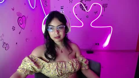 Milusolers online show from March 21, 8:19 am