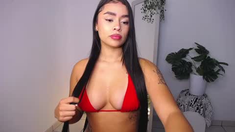 Mily Ortiz online show from July 14, 3:49 pm