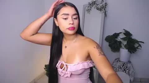 Mily Ortiz online show from July 9, 4:09 pm