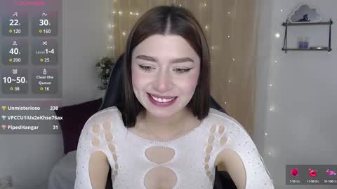 Snapshot of mily_thomson_b chatting on February 14, 1:56 am Mily online show from February 14, 1:56 am