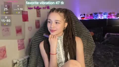 Emily online show from August 8, 6:16 pm