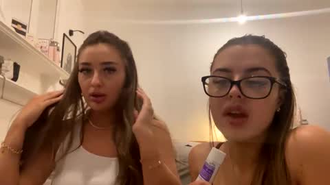 Mimi Monroe  online show from February 26, 11:48 pm