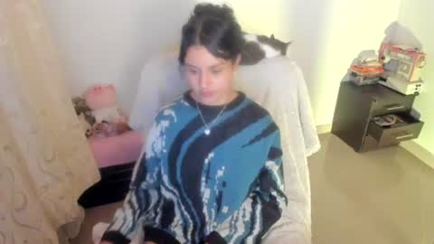 Mimii  online show from July 2, 3:23 am
