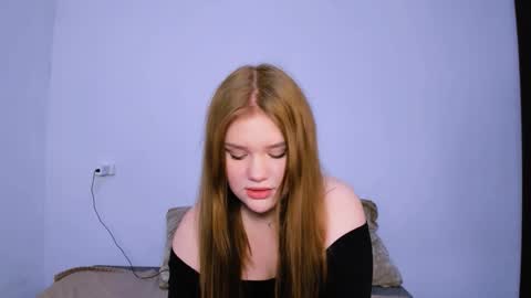 hi Im Mina  online show from January 14, 1:54 am