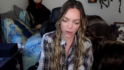 Snapshot of mindymars chatting on January 29, 3:26 pm Mindy Mars online show from January 29, 3:26 pm