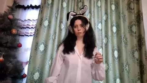 Mindy online show from February 17, 8:02 am