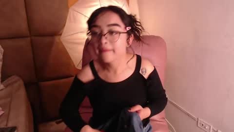 Mini Rouse online show from May 28, 5:44 pm