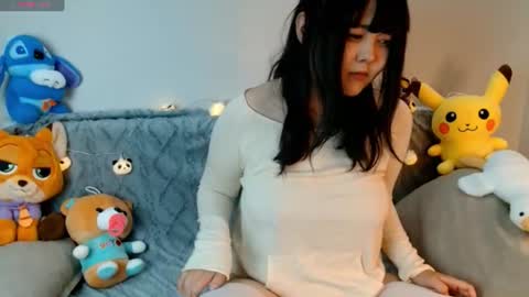 Minji online show from July 6, 12:54 pm