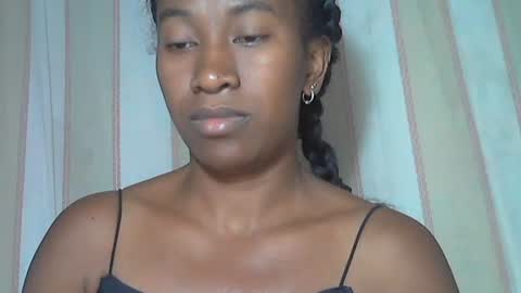 minouch211907 online show from November 12, 5:55 pm