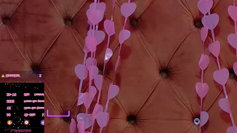 mira_lynxx online show from March 11, 5:22 am