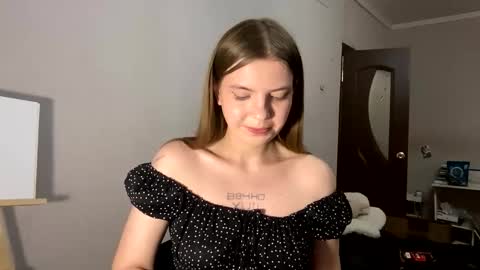 Mira  online show from October 15, 10:12 pm