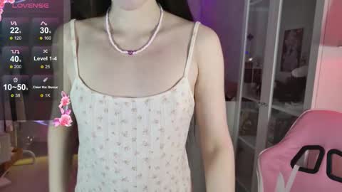 Snapshot of mirajade chatting on October 16, 2:03 am Mira online show from October 16, 2:03 am