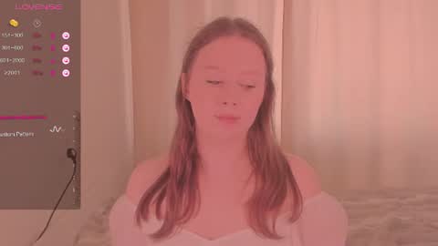 Kira online show from July 28, 3:43 pm