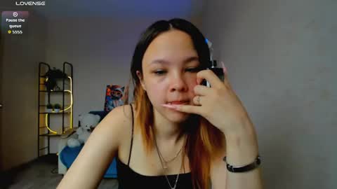 miranda_holms online show from July 7, 5:32 am