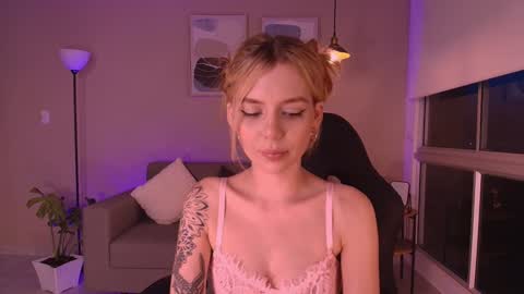 Miranda Shaw online show from January 8, 11:19 pm