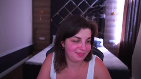 Snapshot of mirandawarm chatting on September 27, 7:48 am Miranda online show from September 27, 7:48 am