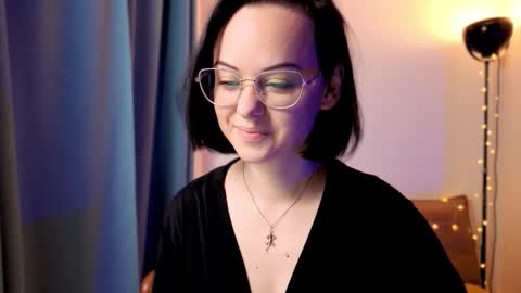 MiraSkyy online show from November 18, 4:19 pm