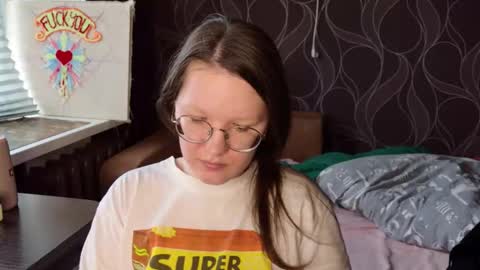 Snapshot of miriamor chatting on October 4, 8:20 am Mira online show from October 4, 8:20 am