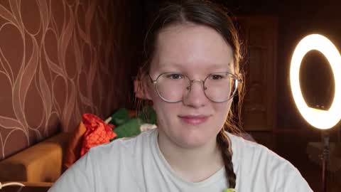 Snapshot of miriamor chatting on October 30, 8:05 am Mira online show from October 30, 8:05 am