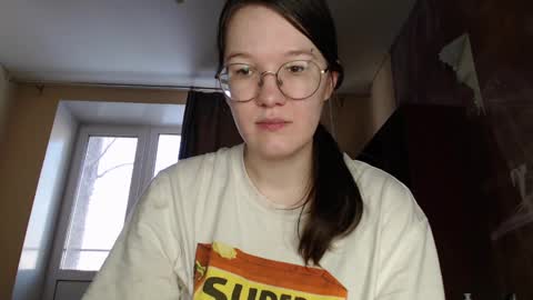 Snapshot of miriamor chatting on February 20, 7:12 am Mira online show from February 20, 7:12 am