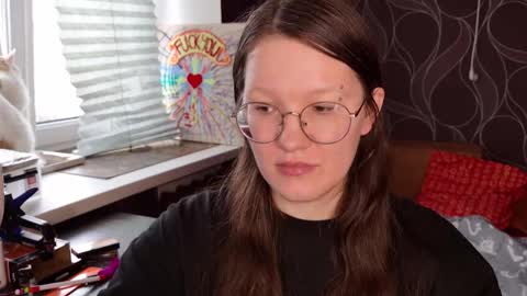 Snapshot of miriamor chatting on October 12, 8:50 am Mira online show from October 12, 8:50 am