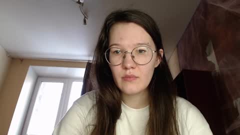 Snapshot of miriamor chatting on February 9, 7:16 am Mira online show from February 9, 7:16 am