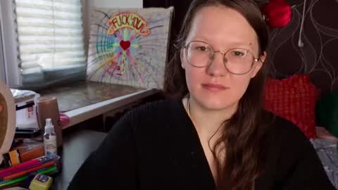 Snapshot of miriamor chatting on October 7, 8:41 am Mira online show from October 7, 8:41 am