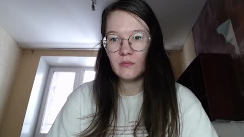 Snapshot of miriamor chatting on February 23, 7:06 am Mira online show from February 23, 7:06 am