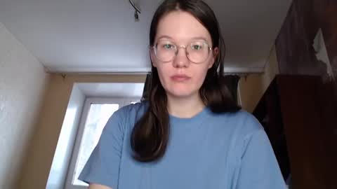 Snapshot of miriamor chatting on January 23, 7:22 am Mira online show from January 23, 7:22 am