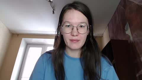 Snapshot of miriamor chatting on February 6, 7:02 am Mira online show from February 6, 7:02 am