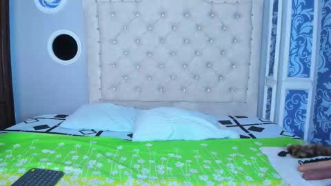 Mishell online show from October 17, 5:05 pm